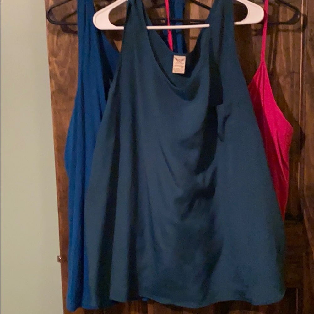 Women’s 4X tanks